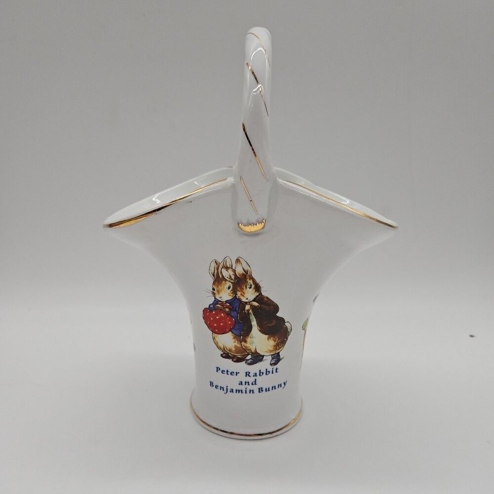 The World Of Beatrix Potter Peter Rabbit Ceramic Basket Vase 9"